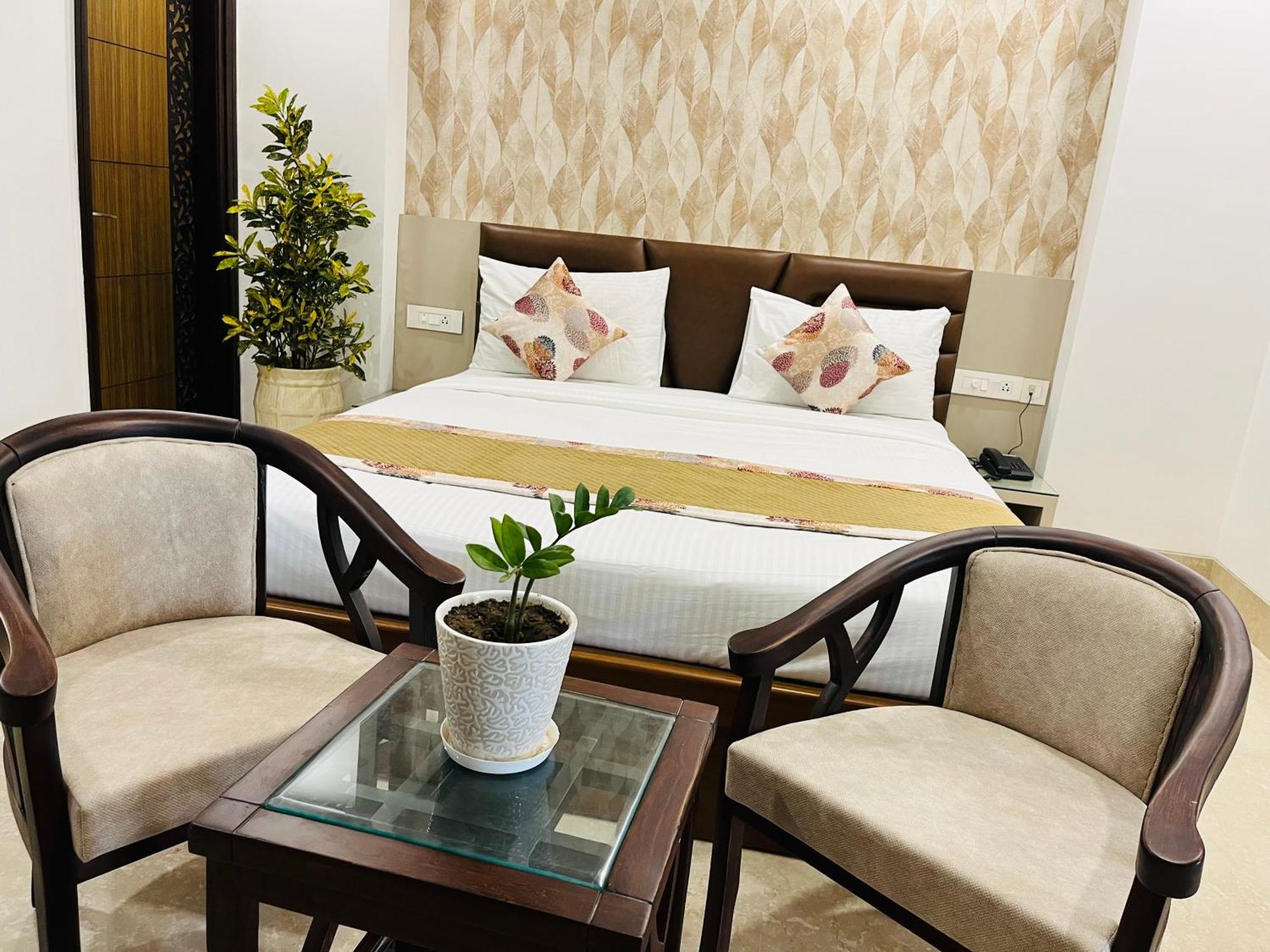 Gazebo Inn & Suites Medanta Gurgaon Exterior foto